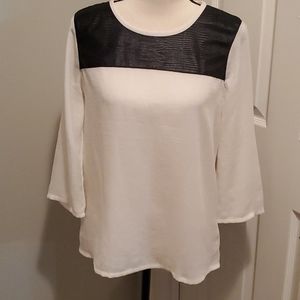 White blouse with 3 quarter length arms